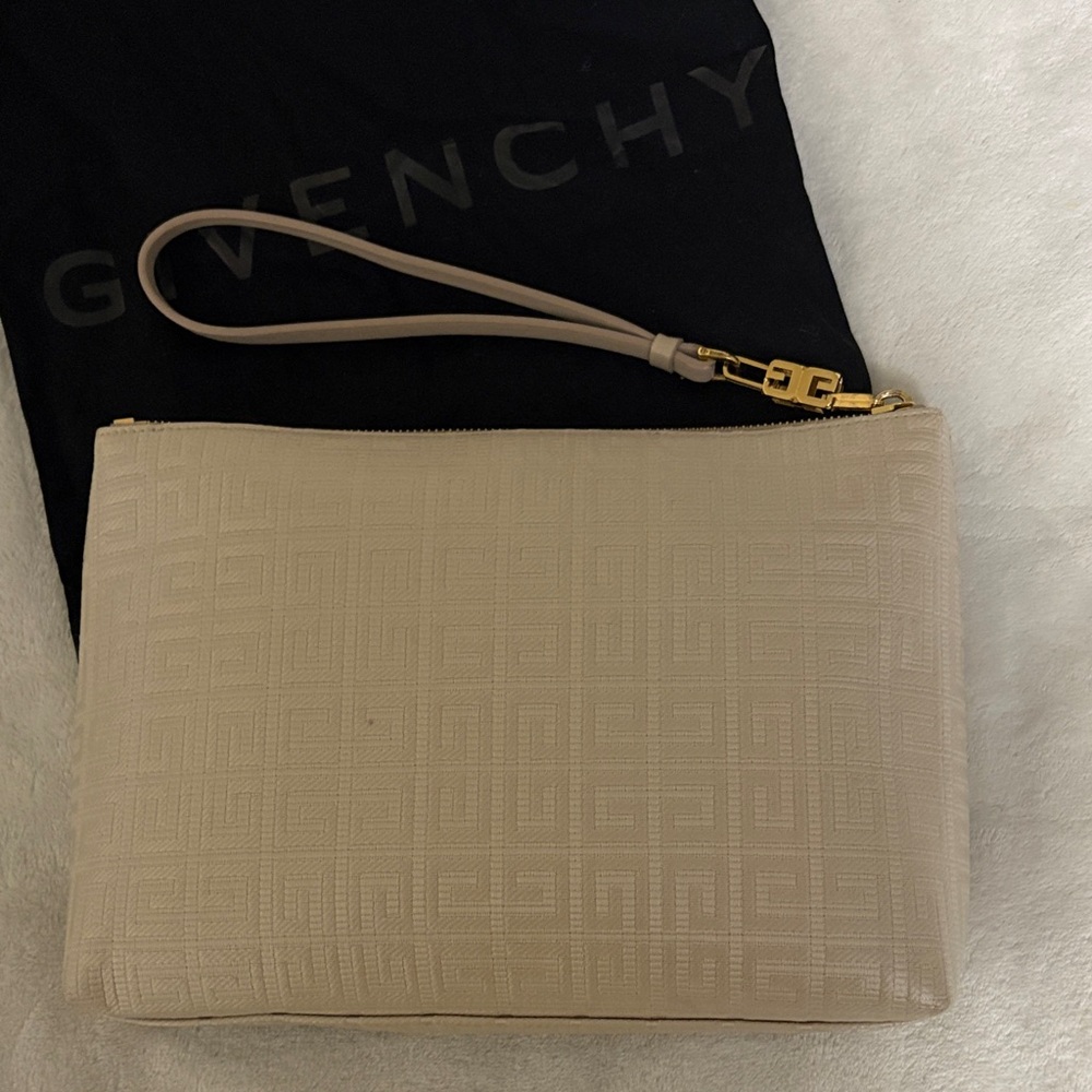 Authentic Givenchy wristlet - Picture 3 of 3